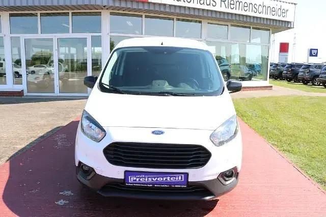 Gebraucht Ford Transit Trend 75 PS (55 kW) 2022 Andere Limousine