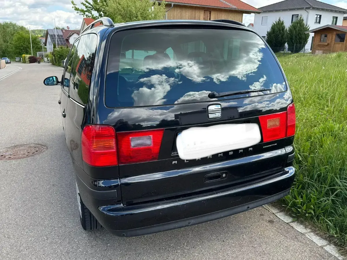 Gebraucht Seat Alhambra Reference 140 PS (102 kW) 2010 Schwarz Van / Kleinbus