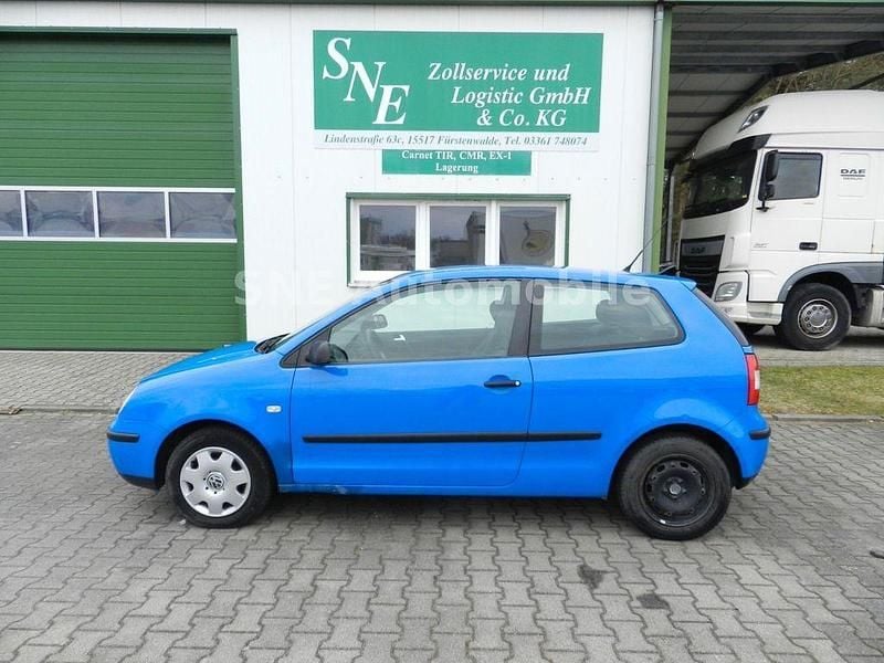 Gebraucht VW Polo Basis 54 PS (39 kW) 2003 Blau Limousine