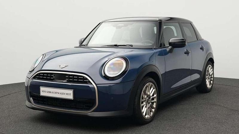 Blau Gebraucht 2024 Mini Cooper Favoured Kleinwagen | 29.349 € (Fairer Preis) - Bild 1/4