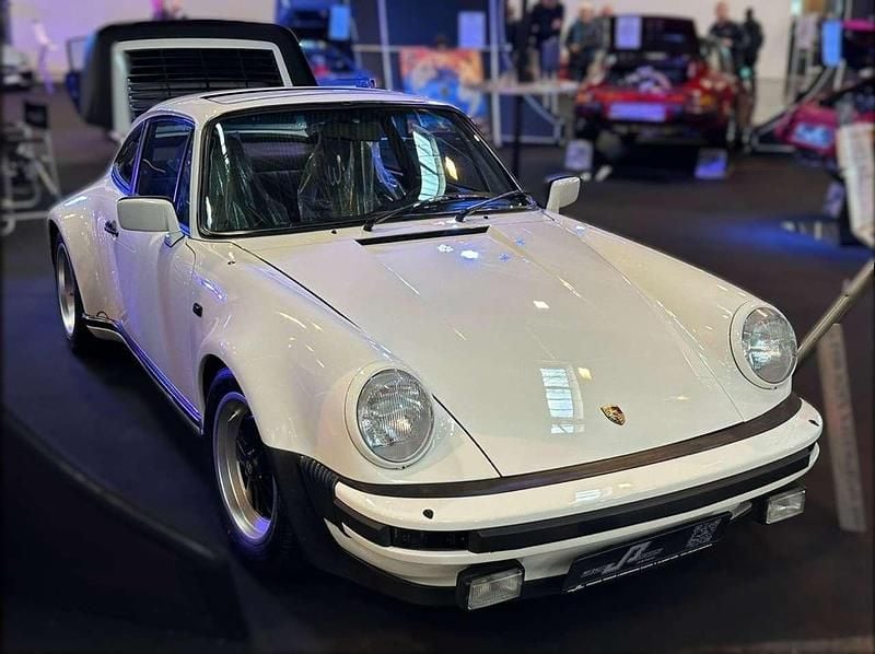 Grandprixweiss Gebraucht 1981 Porsche 911 Turbo Coupé | 199.911 € - Bild 1/4