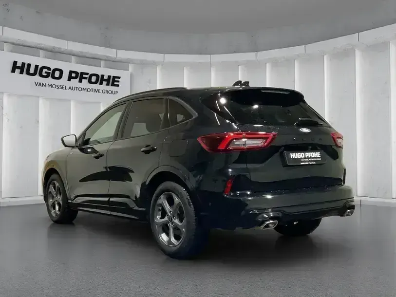 Gebraucht Ford Kuga ST-Line X 186 PS (136 kW) 2024 Schwarz SUV
