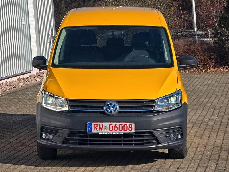 Gebraucht VW Caddy Trendline 102 PS (75 kW) 2020 Gelb Van / Kleinbus