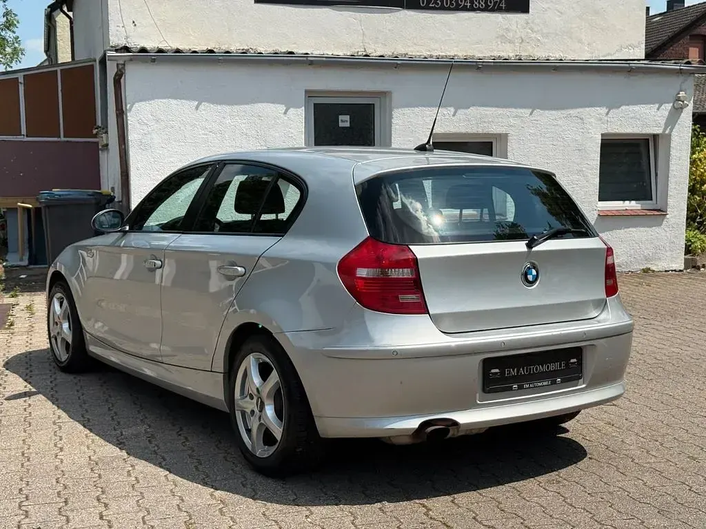 Gebraucht BMW 116 Advantage 122 PS (89 kW) 2009 Silber Kleinwagen