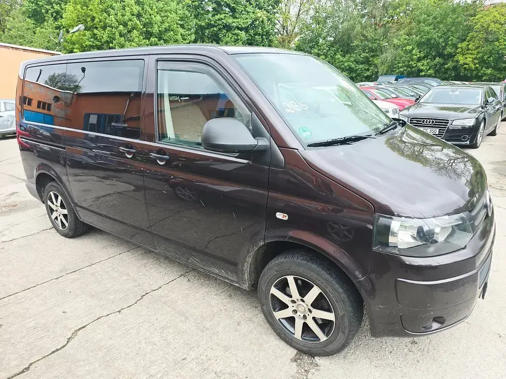 Occasion VW Caravelle 102 ch (75 kW) 2012 Marron Van