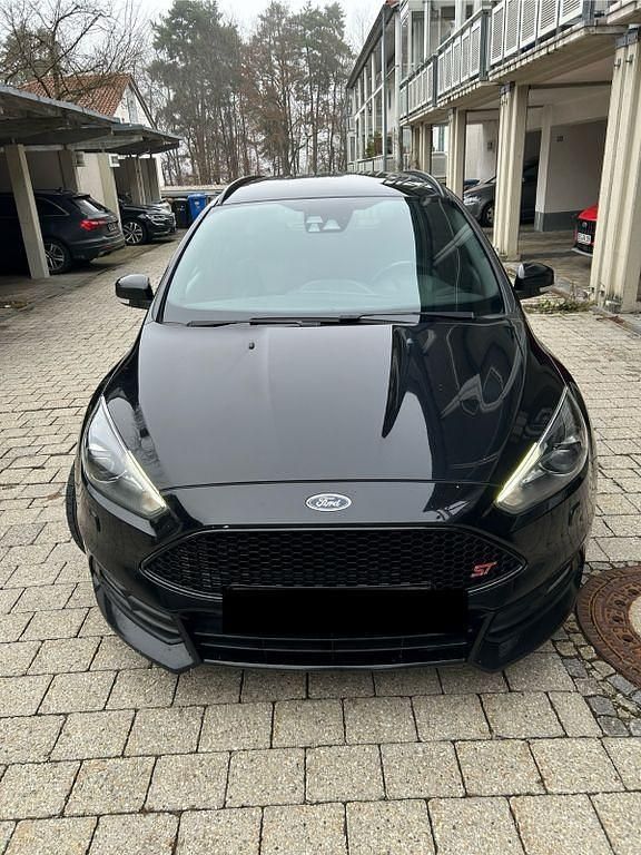 Gebraucht Ford Focus ST 185 PS (136 kW) 2018 Schwarz Kombi