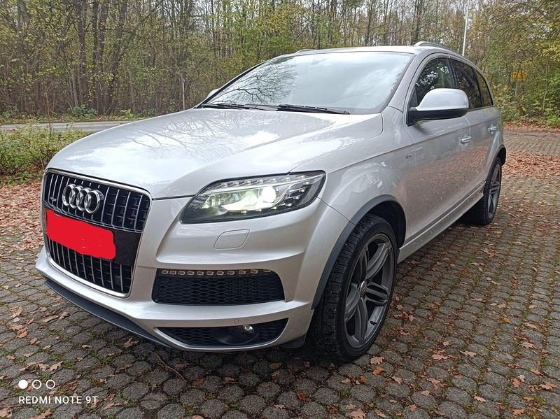 Silber Gebraucht 2010 Audi Q7 S-Line SUV | 15.900 € (Etwas zu teuer) - Bild 1/4