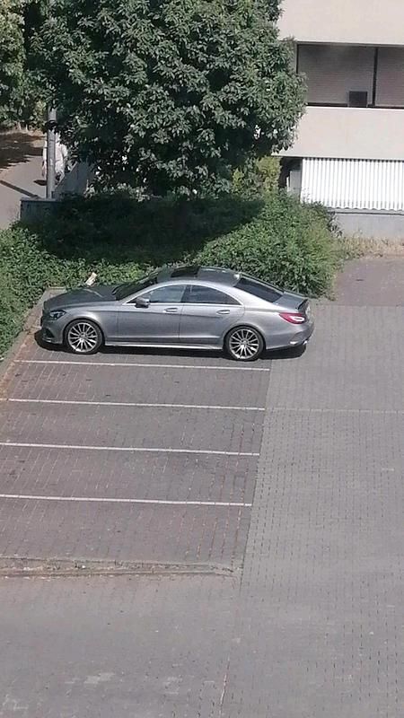 Silber Gebraucht 2015 Mercedes CLS350 AMG line Coupé | 25.900 € (Fairer Preis) - Bild 1/4