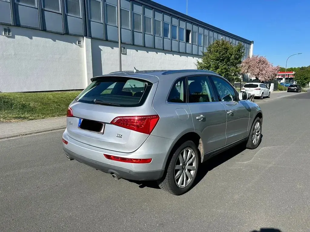 Gebraucht Audi Q5 Sport 239 PS (175 kW) 2010 Silber SUV