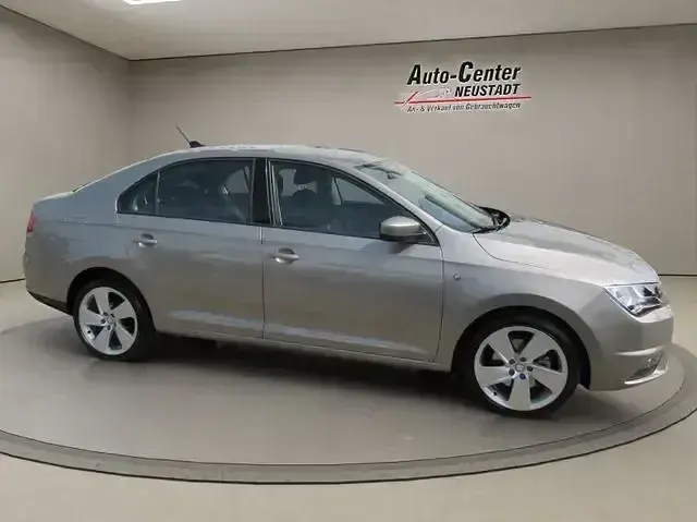 Gebraucht Seat Toledo Style 140 PS (102 kW) 2013 Beige Kleinwagen