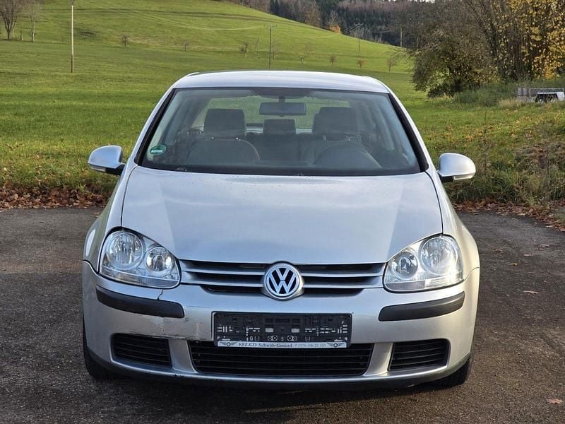 Gebraucht VW Golf V Trendline 102 PS (75 kW) 2004 Silber Kleinwagen