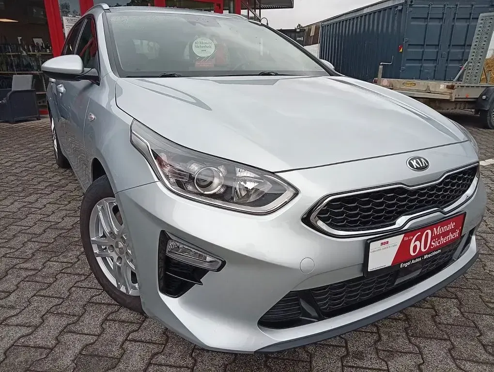 Gebraucht Kia Ceed 136 PS (100 kW) 2021 Silber Kleinwagen
