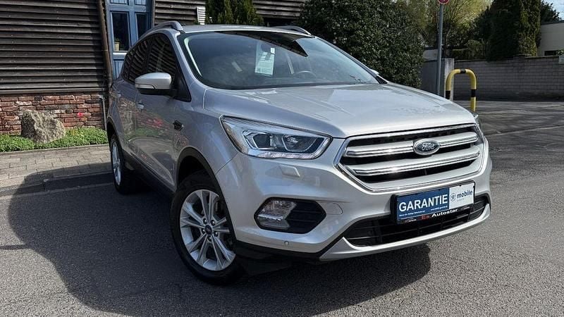 Używany Ford Kuga Titanium 150 KM (110 kW) 2019 Srebrny SUV