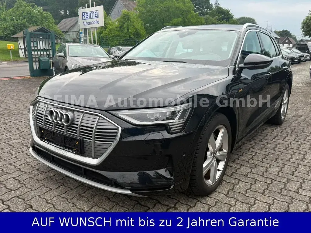 Gebraucht Audi e-tron Advanced 230 kW (313 PS) 2019 Mythosschwarz metallic SUV