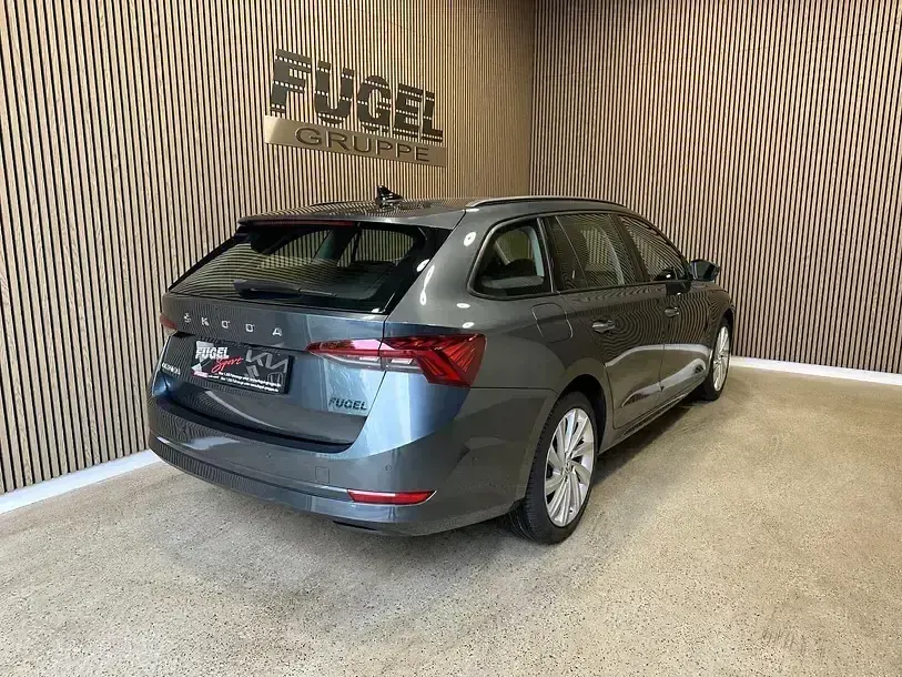 Gebraucht Skoda Octavia Style 150 PS (110 kW) 2021 Quarzgrau metallic Kombi