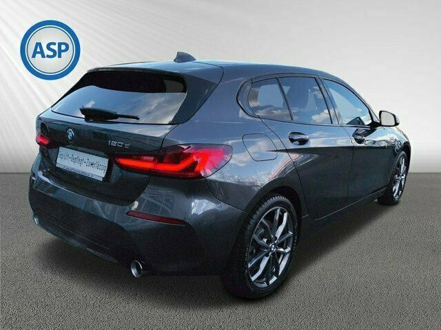 Gebraucht BMW 120 Sport Line 190 PS (139 kW) 2020 Grau metallic Kleinwagen
