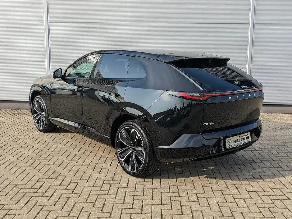 Neu Mazda CX-6e Takumi-Line 189 kW (258 PS) 2026 Schwarz SUV