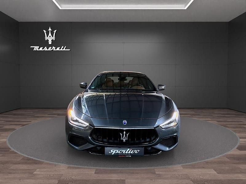Gebraucht Maserati Ghibli 430 PS (316 kW) 2019 Grigio maratea Limousine