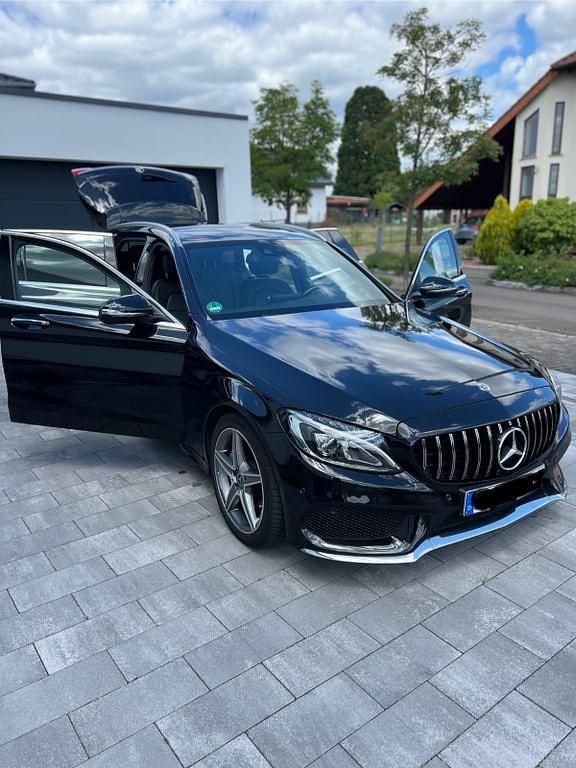 Schwarz Gebraucht 2017 Mercedes C180 Kombi | 19.000 € (Etwas zu teuer) - Bild 1/4