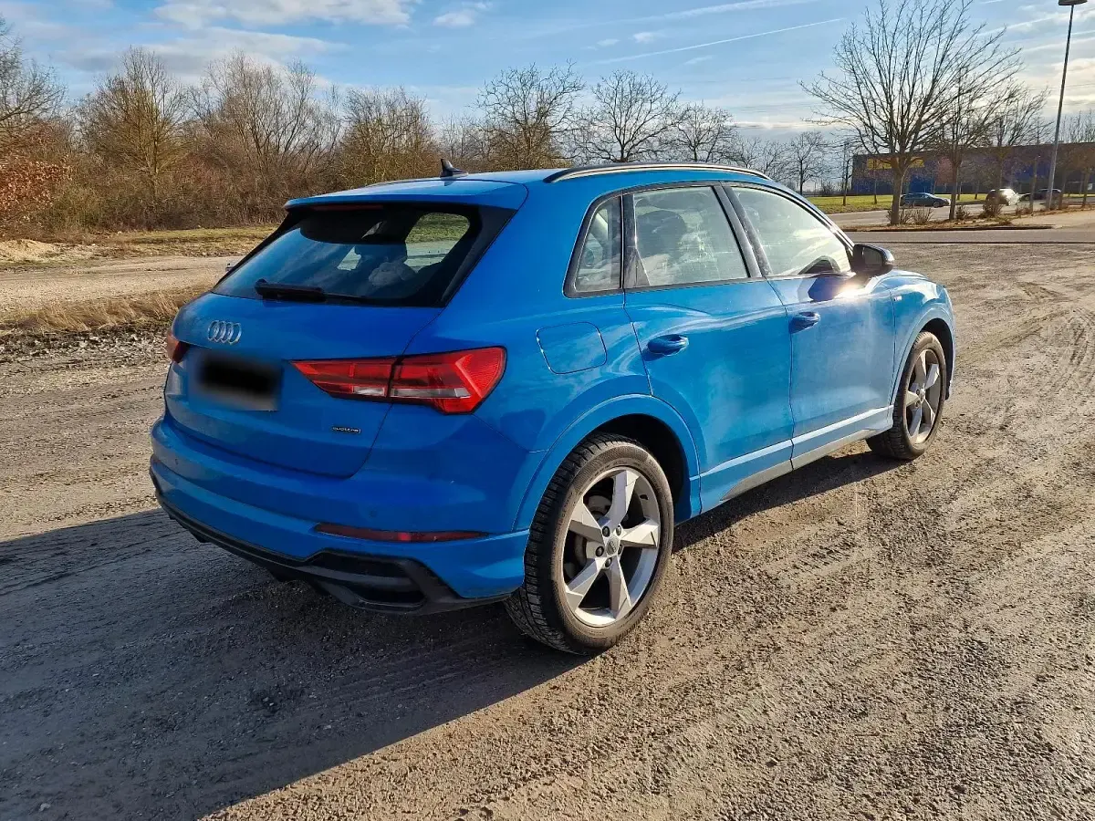 Gebraucht Audi Q3 S-Line 150 PS (110 kW) 2019 Andere farben SUV