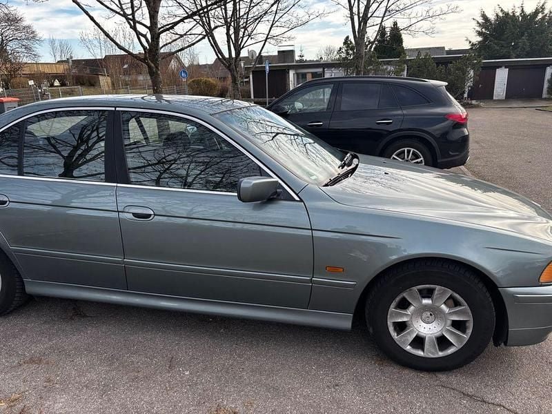 Gebraucht BMW 520 Exclusive 170 PS (125 kW) 2003 Grün Limousine