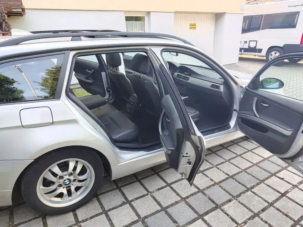 Gebraucht BMW 320 150 PS (110 kW) 2006 Silber Kombi