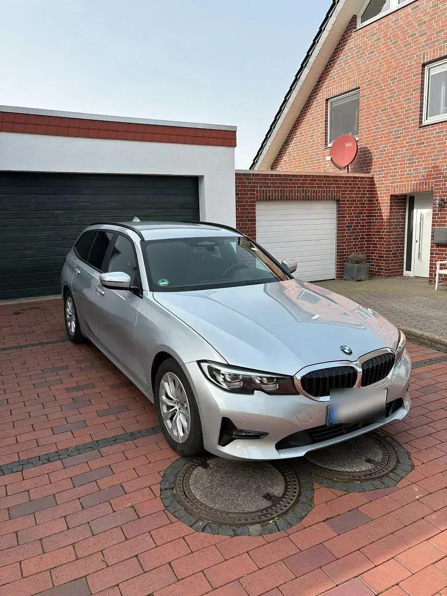 Gebraucht BMW 318 Sport Line 150 PS (110 kW) 2021 Silber Kombi