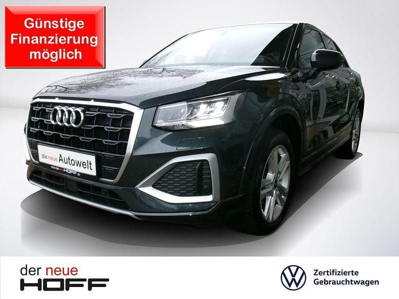 Grau Gebraucht 2021 Audi Q2 Advanced Plus SUV | 17.875 € (Guter Preis) - Bild 1/4