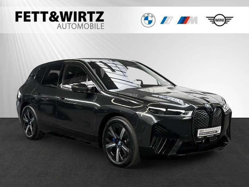 Sophistograu brillianteffekt Gebraucht 2022 BMW iX Sport Line SUV | 49.900 € (Guter Preis) - Bild 1/2