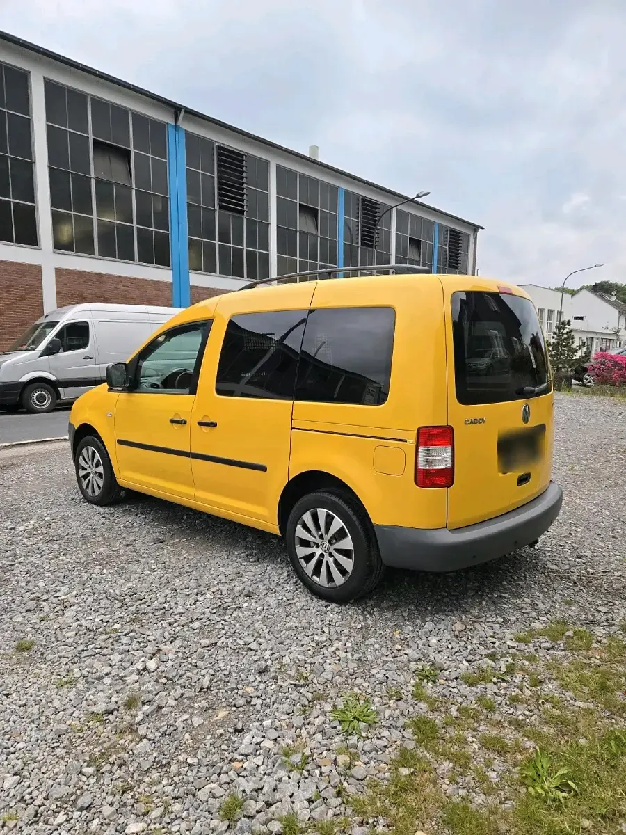 Brugt VW Caddy 105 HK (77 kW) 2006 Gul MPV