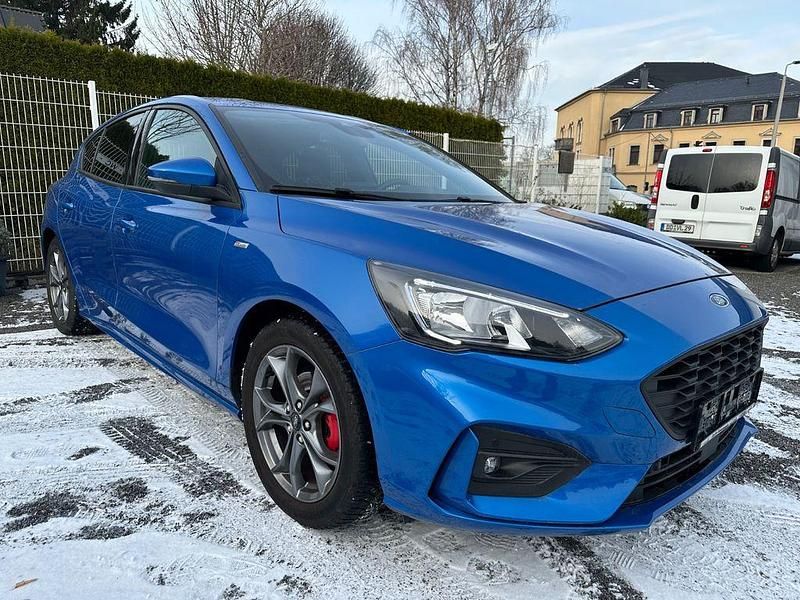 Gebraucht Ford Focus ST-Line 125 PS (91 kW) 2019 Blau Limousine