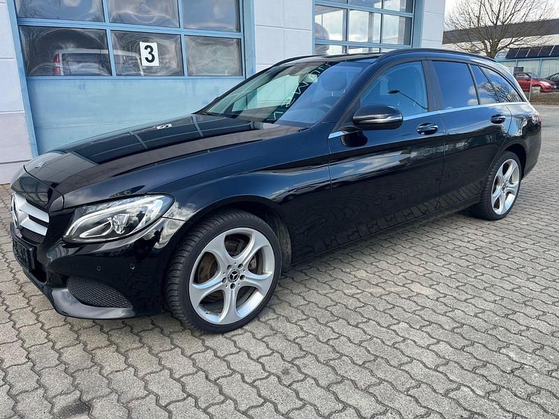 Gebraucht Mercedes C200 184 PS (135 kW) 2017 Schwarz Kombi