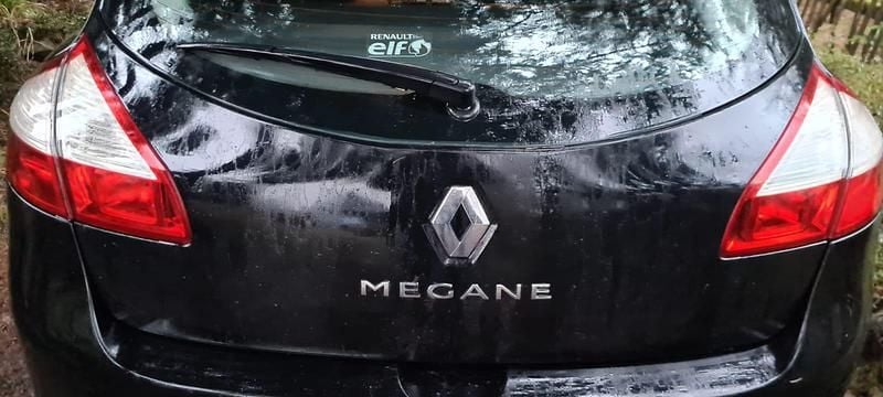 Schwarz Gebraucht 2014 Renault Mégane Limousine | 6.000 € - Bild 1/3