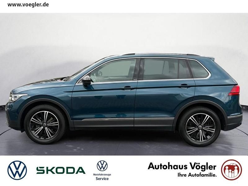 Gebraucht VW Tiguan Move 150 PS (110 kW) 2024 Blau SUV