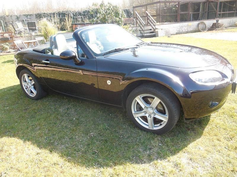 Braun Gebraucht 2008 Mazda MX5 Cabrio | 6.000 € (Superpreis) - Bild 1/4