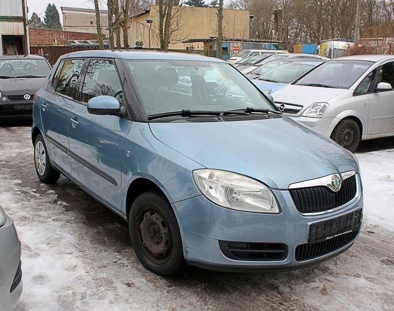 Gebraucht Skoda Fabia Ambiente 86 PS (63 kW) 2007 Grau Limousine