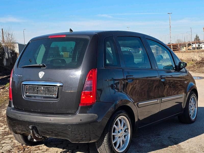 Gebraucht Lancia Musa 101 PS (74 kW) 2004 Schwarz Van / Kleinbus