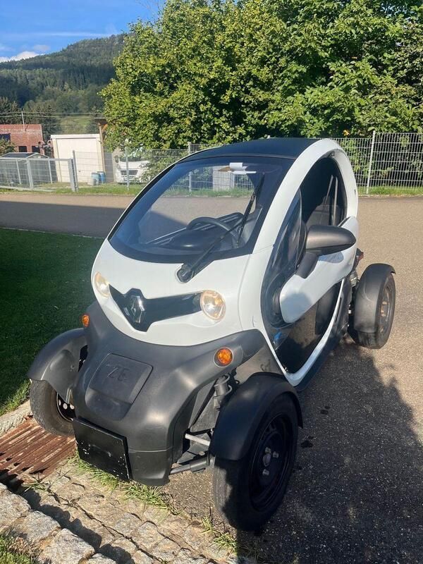 Weiß Gebraucht 2018 Renault Twizy Life Kleinwagen | 4.990 € - Bild 1/4