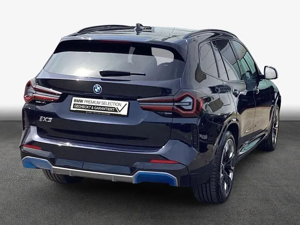 Gebraucht BMW iX3 Impressive 210 kW (286 PS) 2023 Schwarz SUV