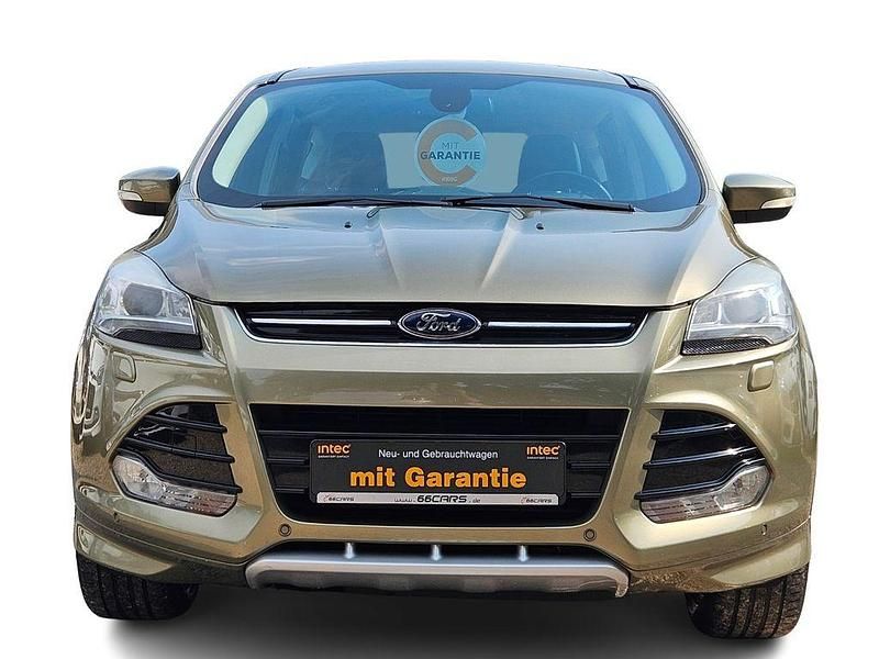 Gebraucht Ford Kuga Individual 140 PS (102 kW) 2014 Grün SUV