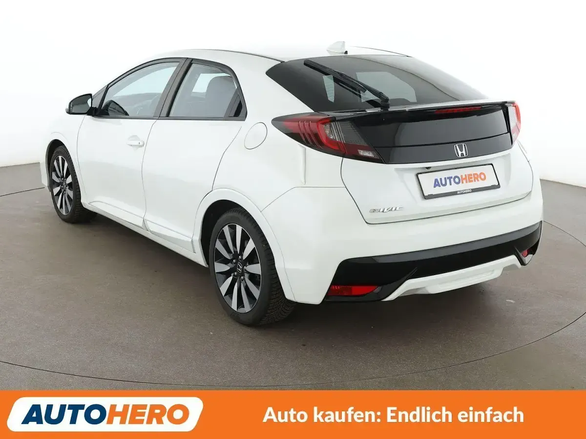 Gebraucht Honda Civic Elegance 141 PS (103 kW) 2016 Weiß Limousine
