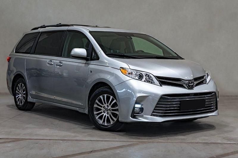 Gebraucht Toyota Sienna Limited 300 PS (220 kW) 2019 Silber Van / Kleinbus