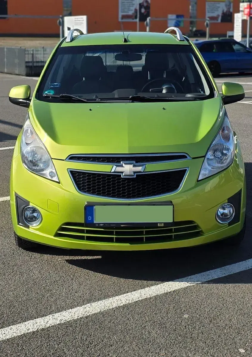 Gebraucht Chevrolet Spark 82 PS (60 kW) 2011 Grün Kleinwagen