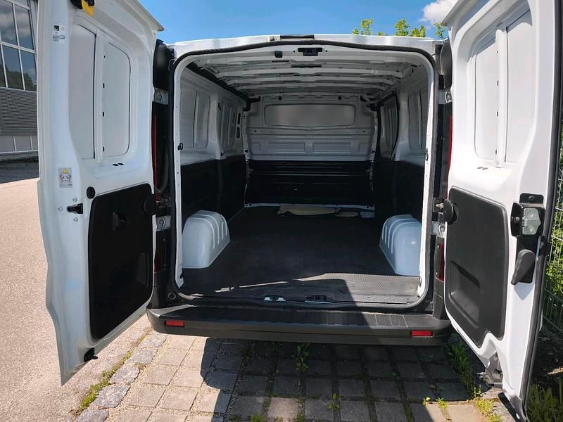 Gebraucht Renault Trafic 120 PS (88 kW) 2021 Weiß Van / Kleinbus