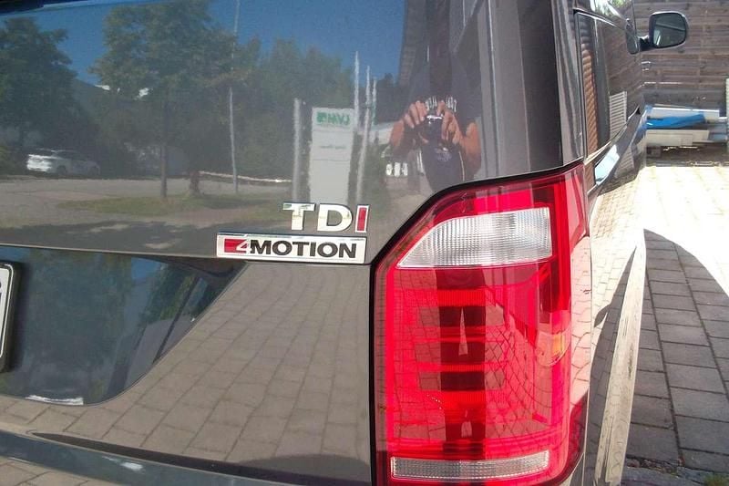 Gebraucht VW T6 Highline 204 PS (150 kW) 2018 Grau Van