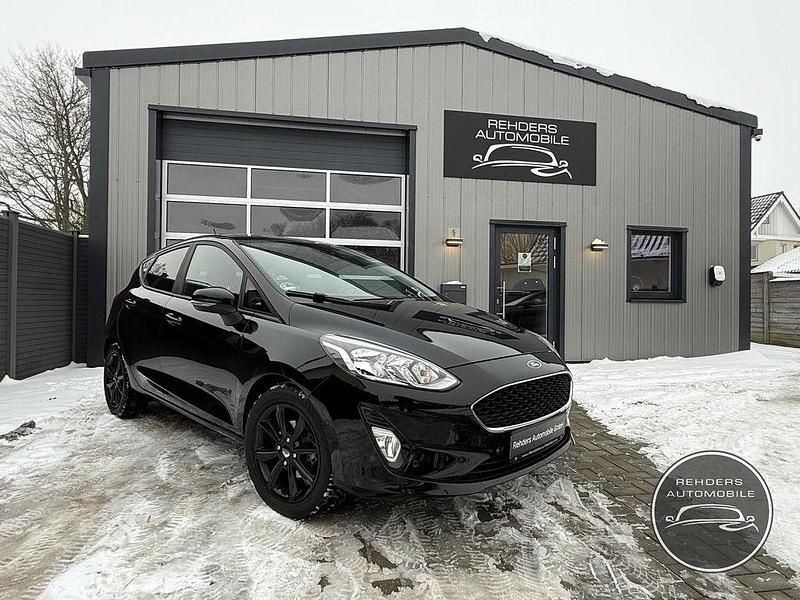 Iridiumschwarz Gebraucht 2018 Ford Fiesta Cool & Connect Kleinwagen | 14.799 € (Fairer Preis) - Bild 1/4