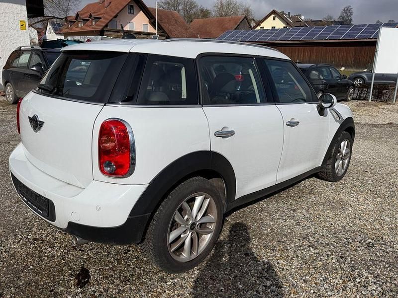 Gebraucht Mini Cooper D Countryman 111 PS (81 kW) 2015 Weiß SUV