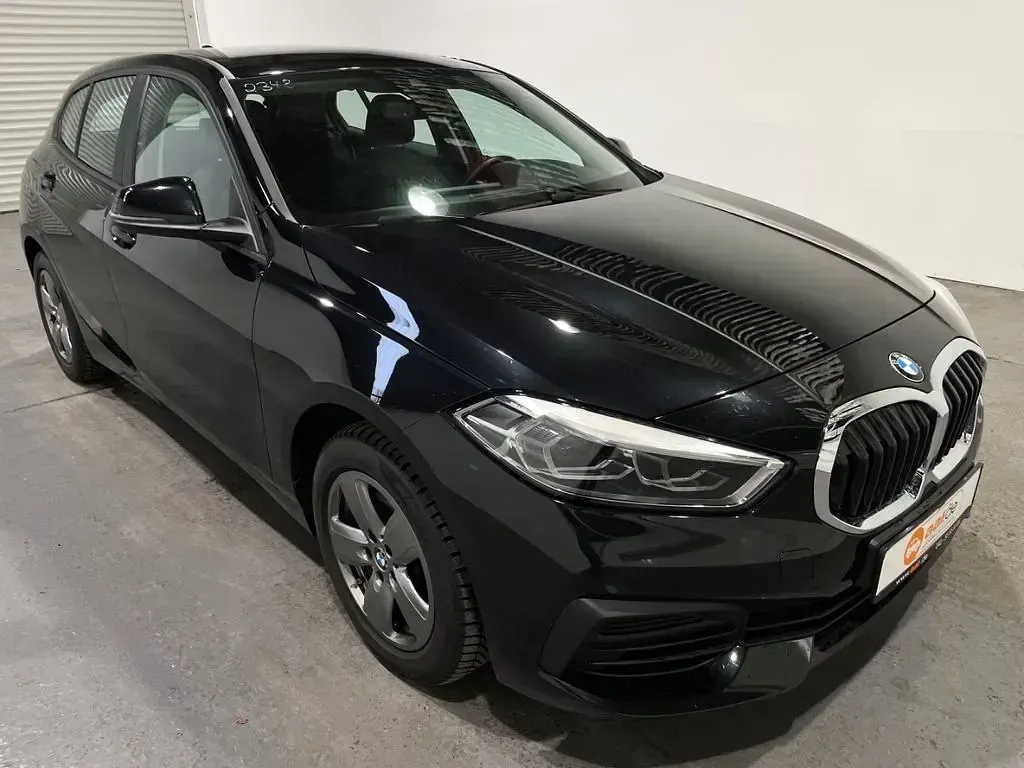Gebraucht BMW 118 Advantage 150 PS (110 kW) 2022 Schwarz Kleinwagen