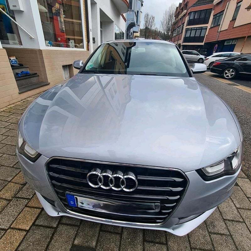 Gebraucht Audi A5 Sportback 150 PS (110 kW) 2016 Silber Kleinwagen