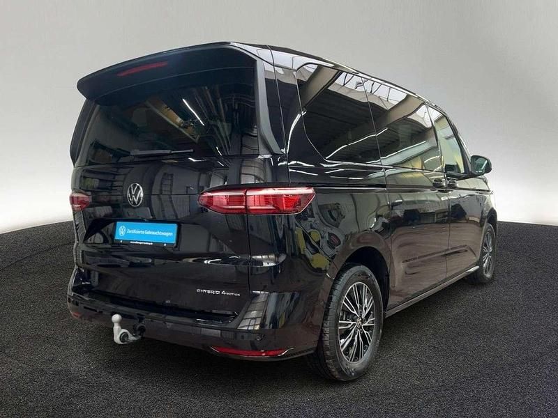 Gebraucht VW Multivan 177 PS (130 kW) 2025 2t deep black perleffekt Van